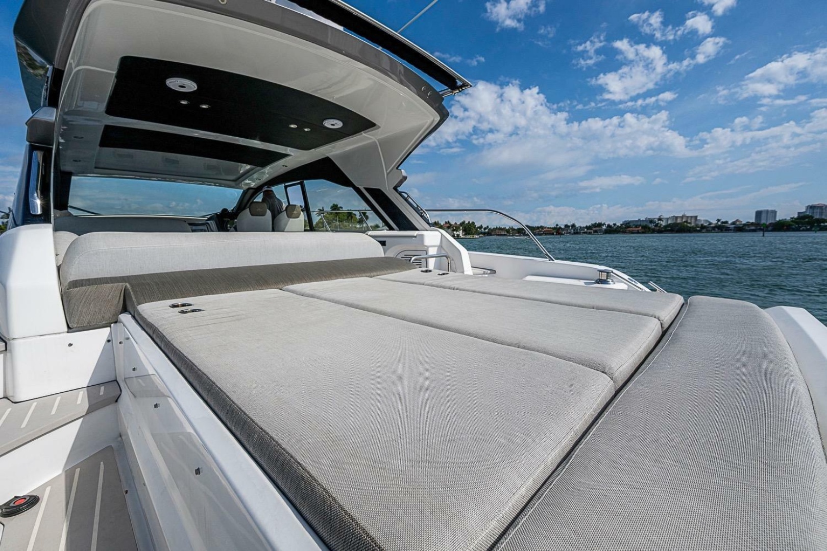 51ft Azimut Yacht For Sale
