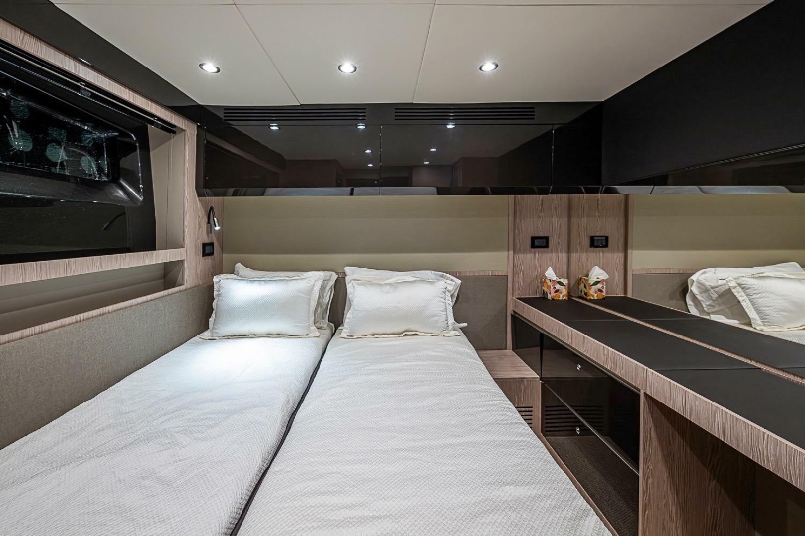 51ft Azimut Yacht For Sale