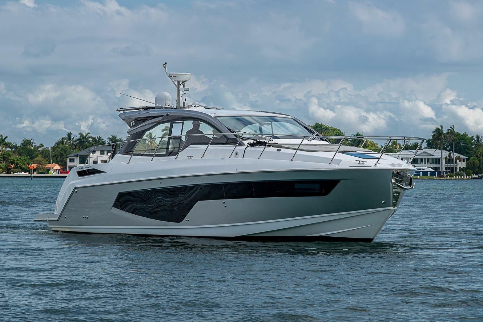 51ft Azimut Yacht For Sale
