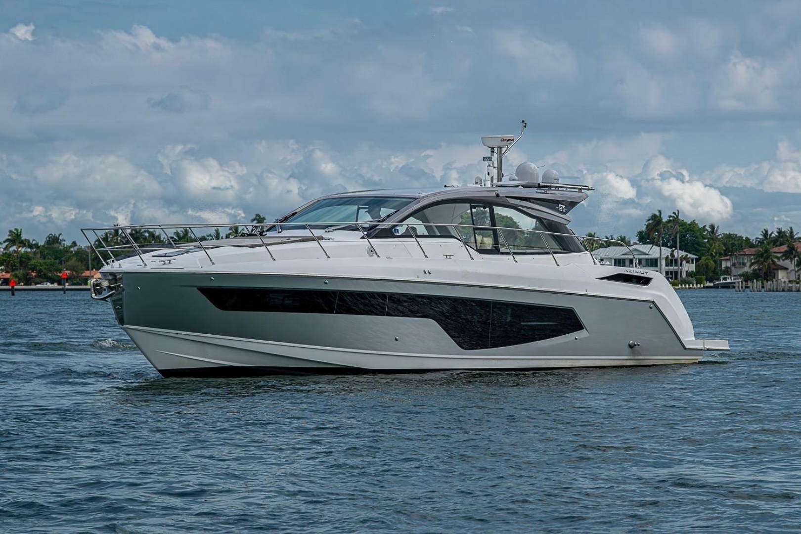 51ft Azimut Yacht For Sale