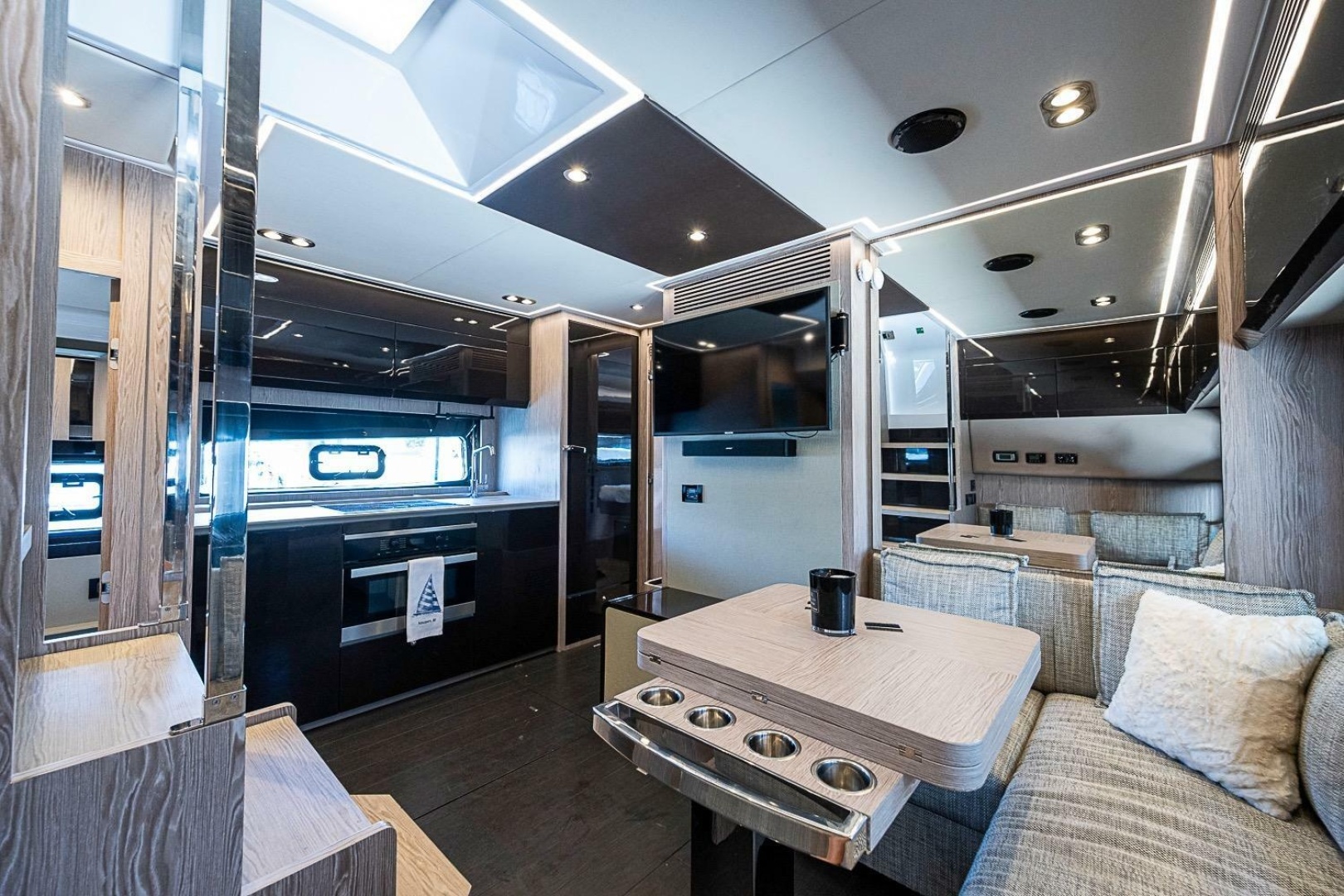 51ft Azimut Yacht For Sale
