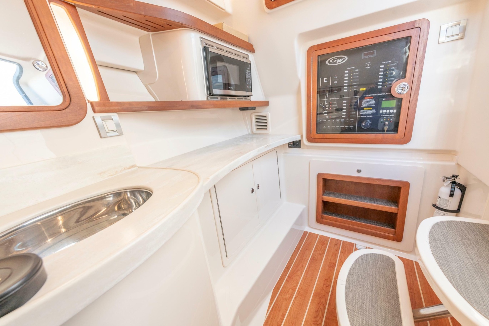 2019 Grady-White Freedom 375