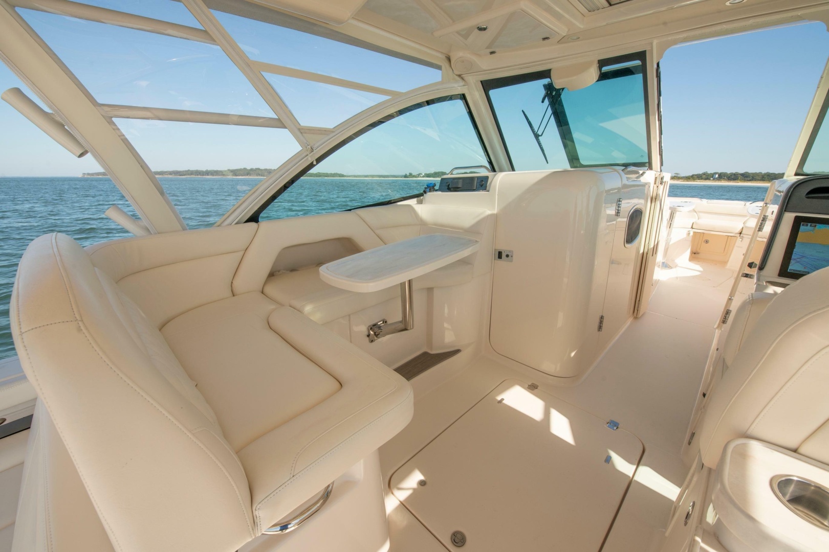 Grady-White Freedom 375 - Photo 23