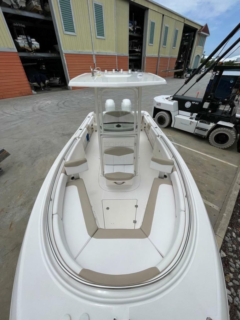 24ft Robalo Yacht For Sale