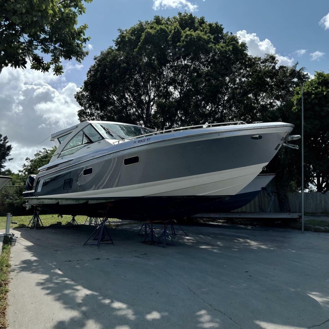 Formula 430 Super Sport Crossover