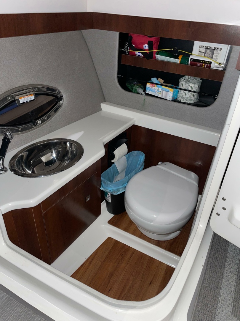 2017 Chaparral 287 SSX
