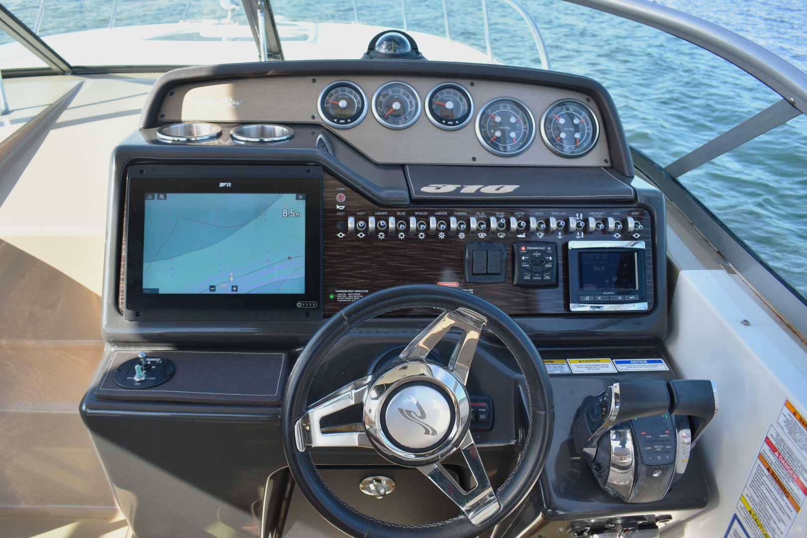 31ft Sea Ray Yacht For Sale