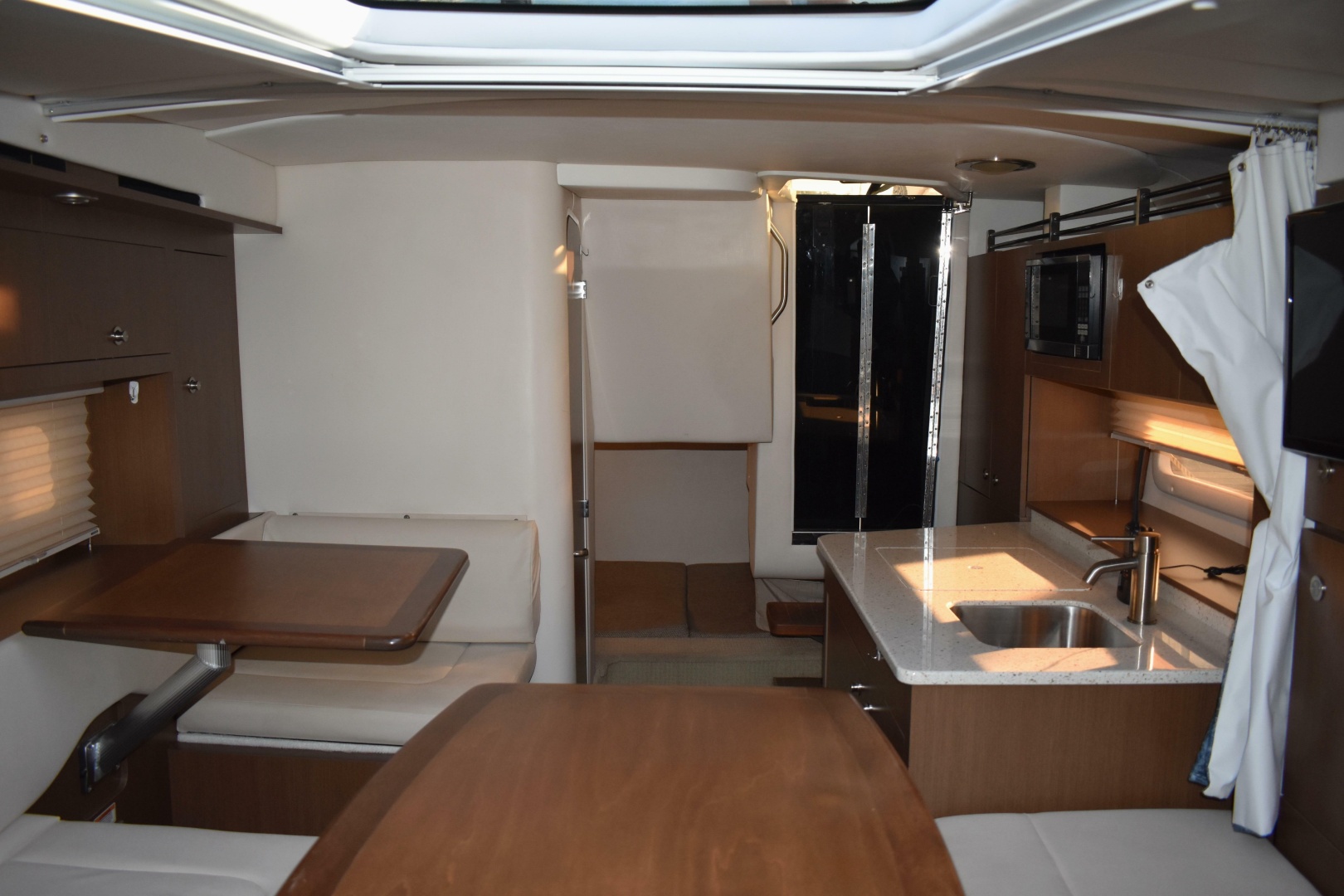 31ft Sea Ray Yacht For Sale