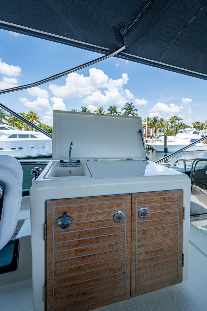 BLUE B 45ft Beneteau Yacht For Sale