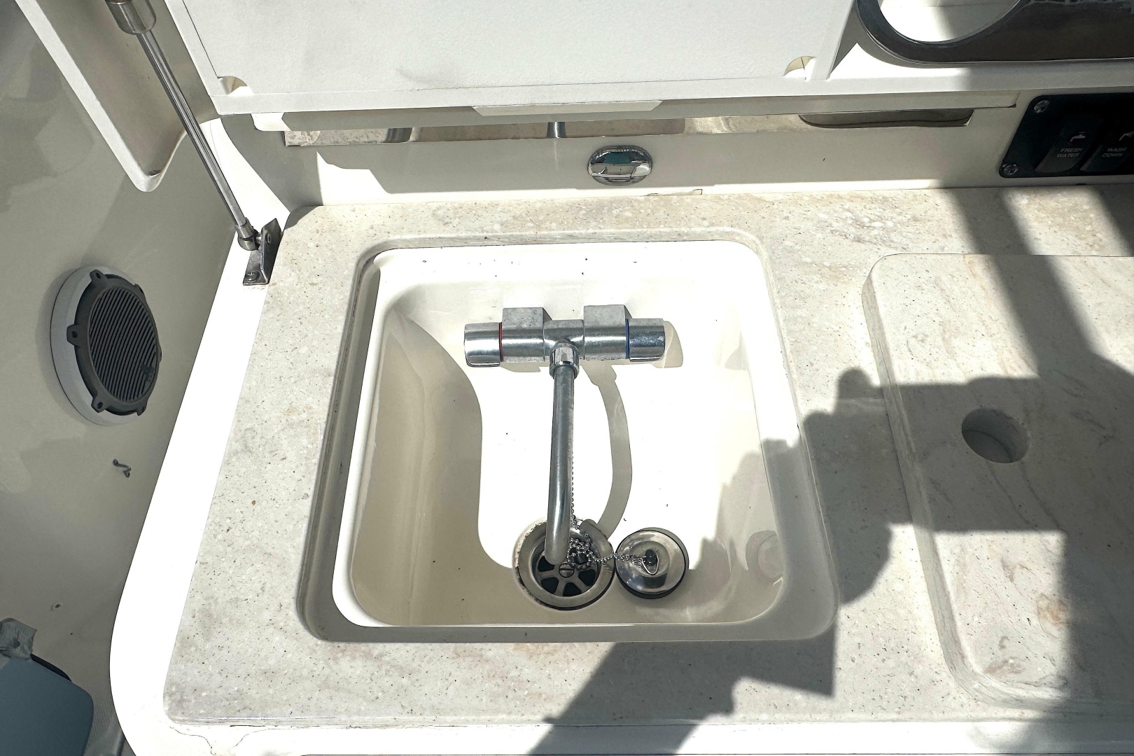 35ft Boston Whaler Yacht For Sale