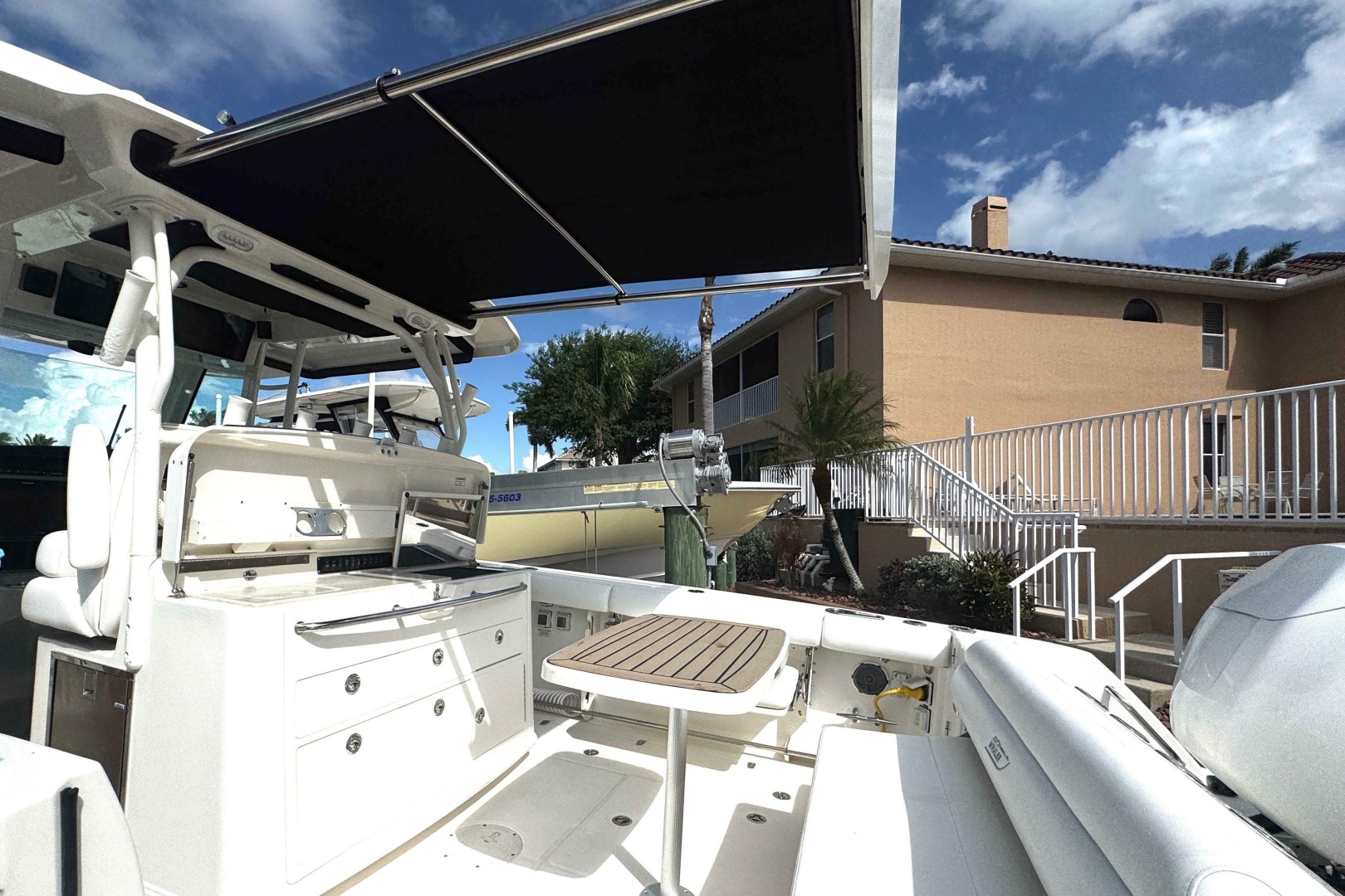 35ft Boston Whaler Yacht For Sale