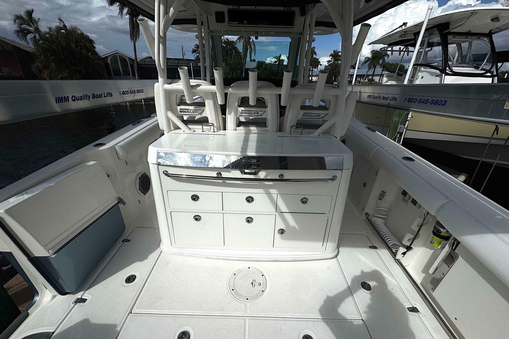 35ft Boston Whaler Yacht For Sale