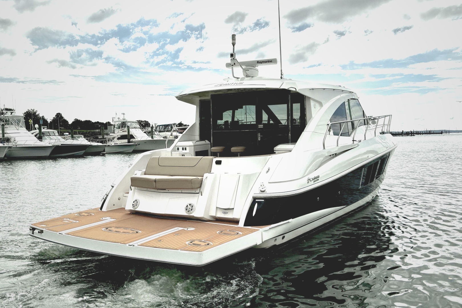Cruisers Yachts 45 Cantius