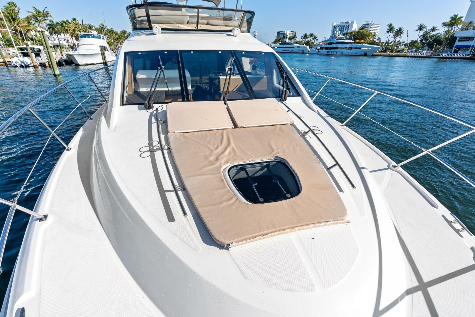 Sea Ray 510 Fly Yacht For Sale