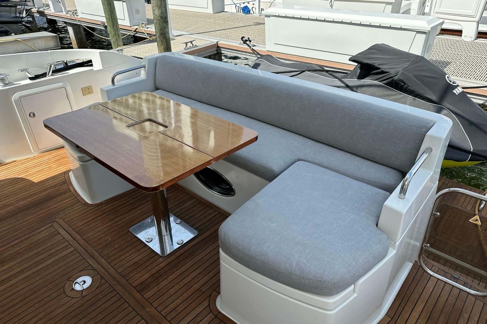 53ft Azimut Yacht For Sale