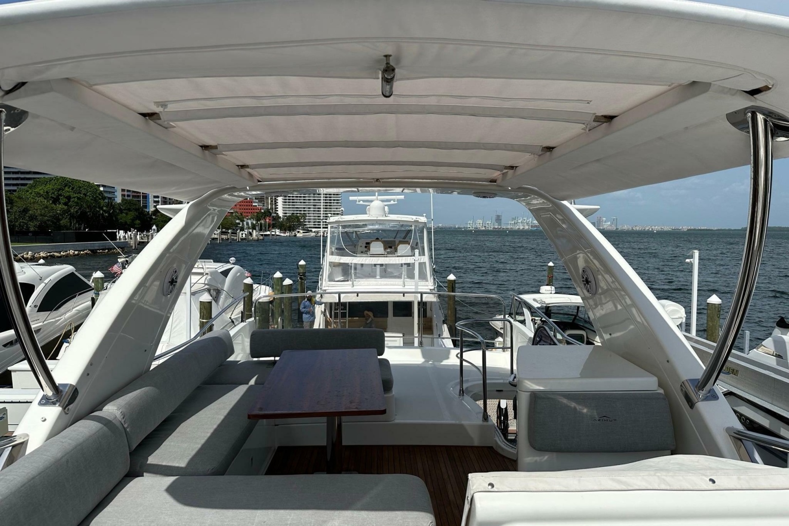 53ft Azimut Yacht For Sale