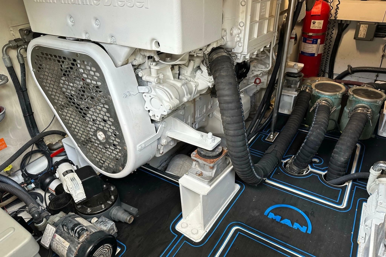 53ft Azimut Yacht For Sale