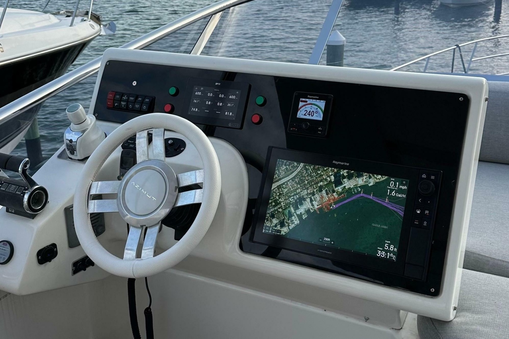 53ft Azimut Yacht For Sale