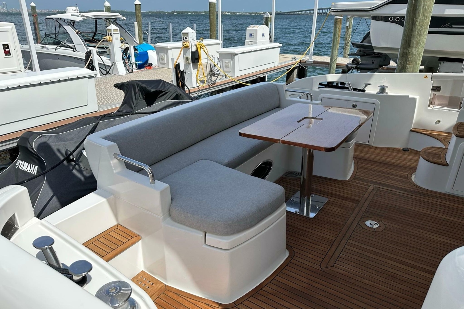 53ft Azimut Yacht For Sale