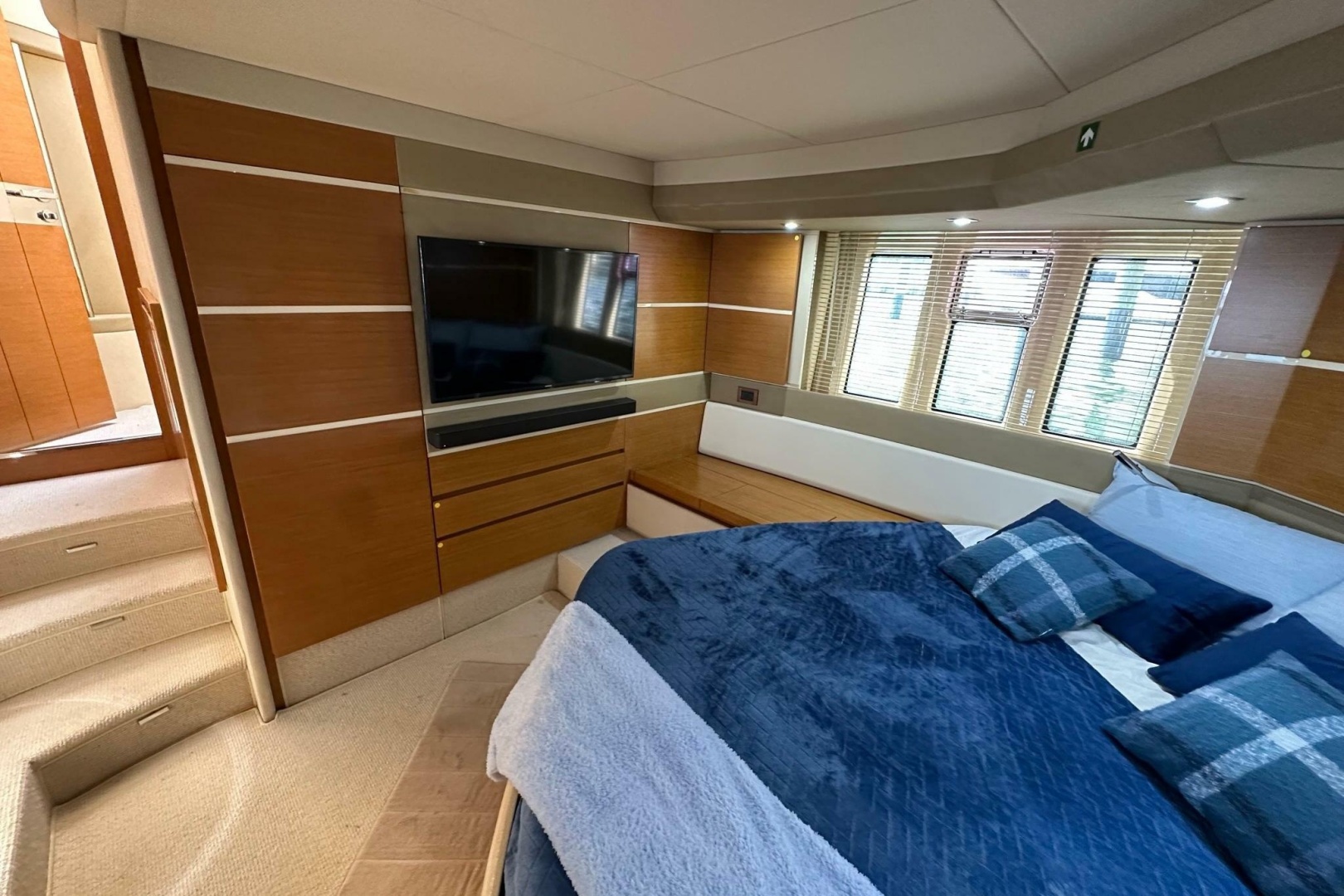 53ft Azimut Yacht For Sale