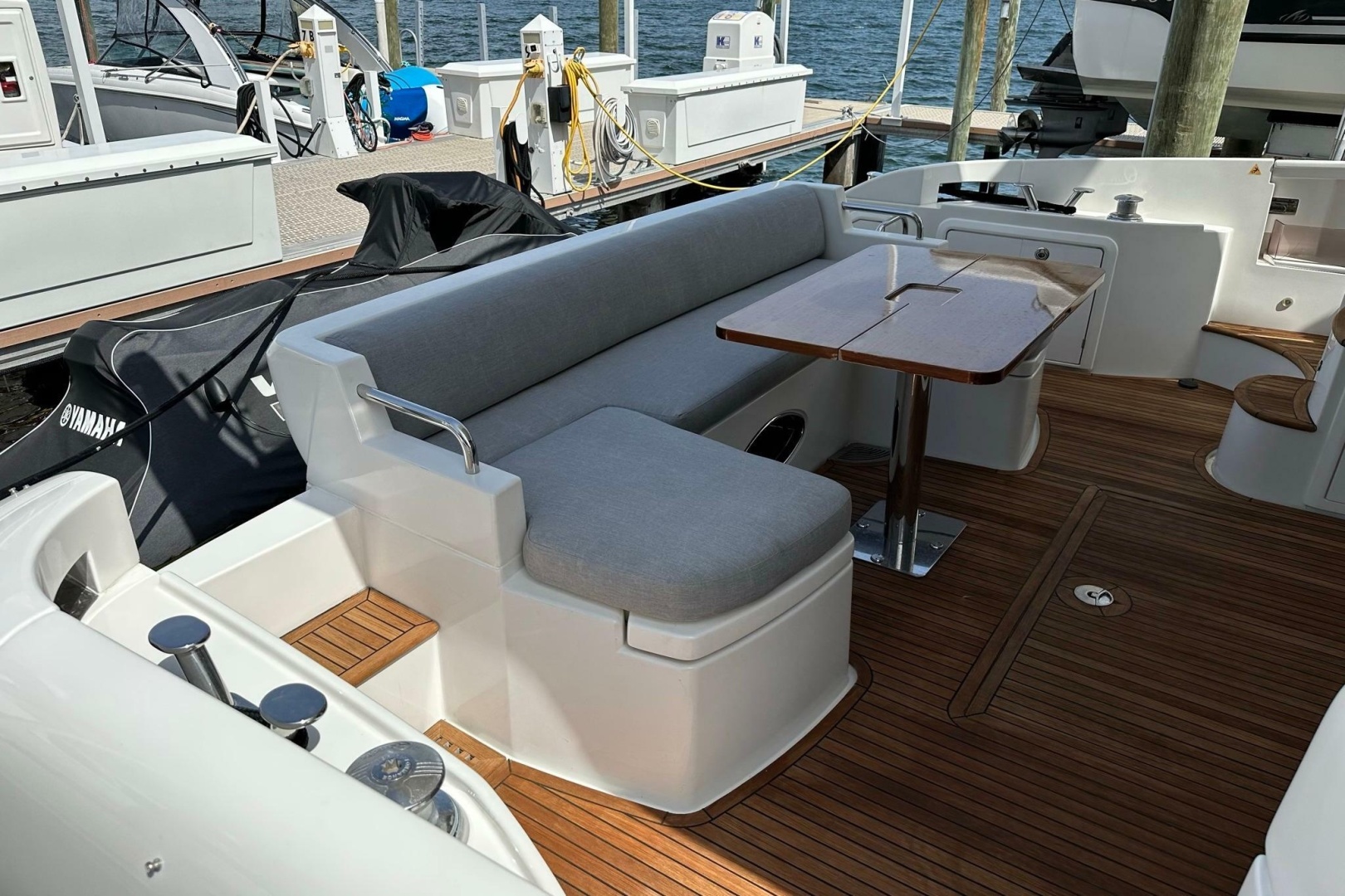 53ft Azimut Yacht For Sale