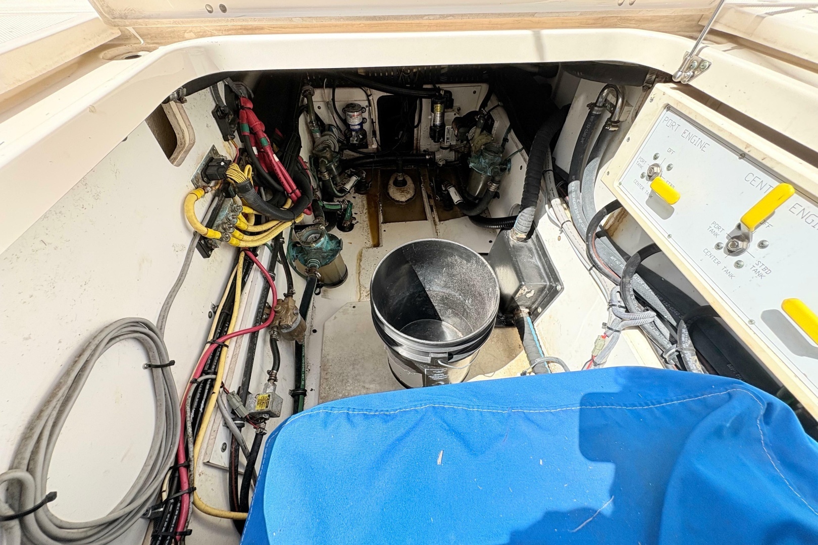 Pursuit OS 375 Offshore Yacht For Sale