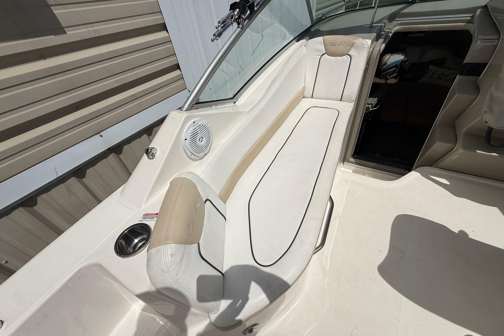 24ft Sea Ray Yacht For Sale