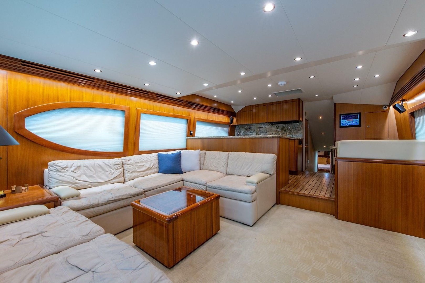 2006 Hatteras 64 Convertible