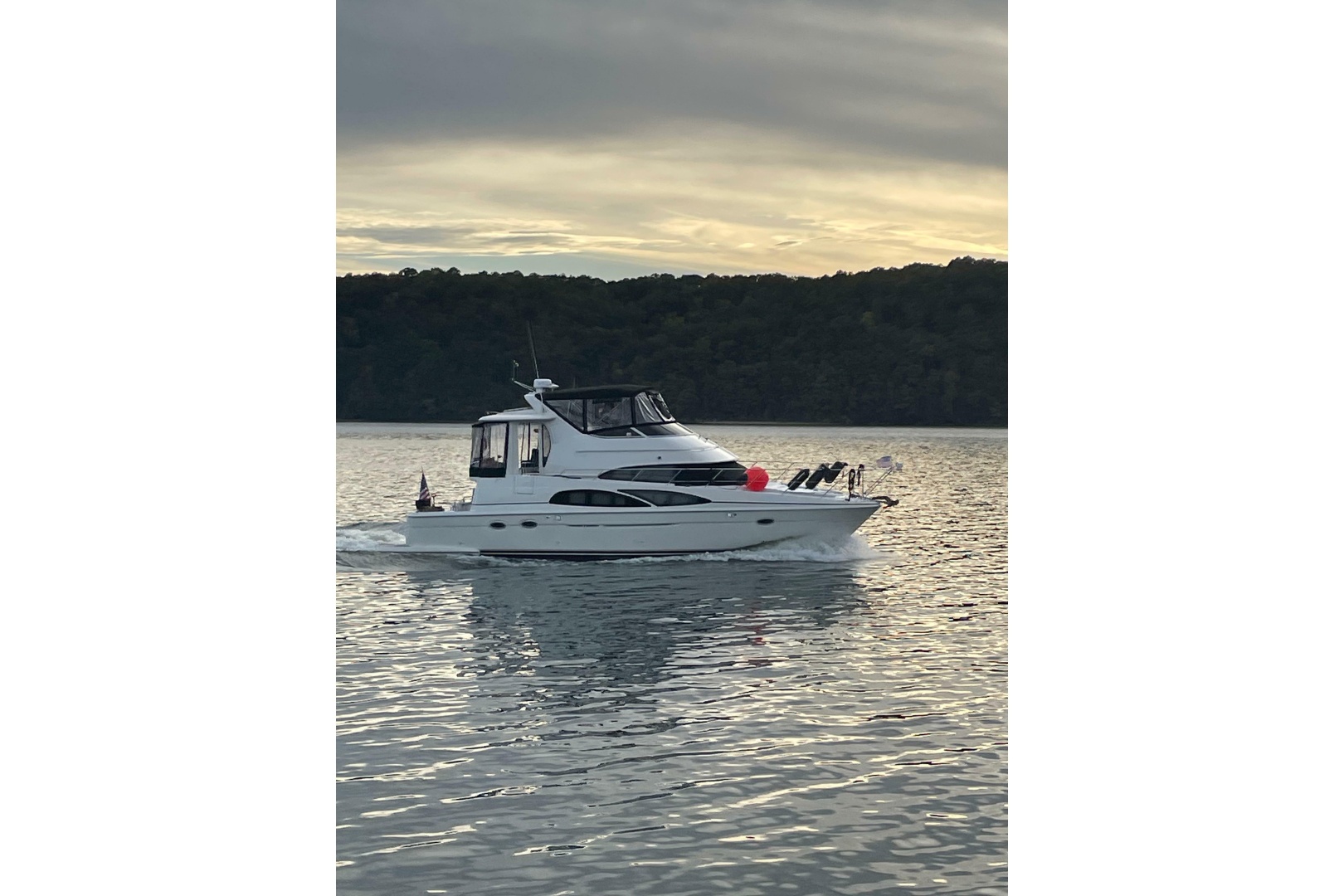 Fire Away 44ft Carver Yacht For Sale