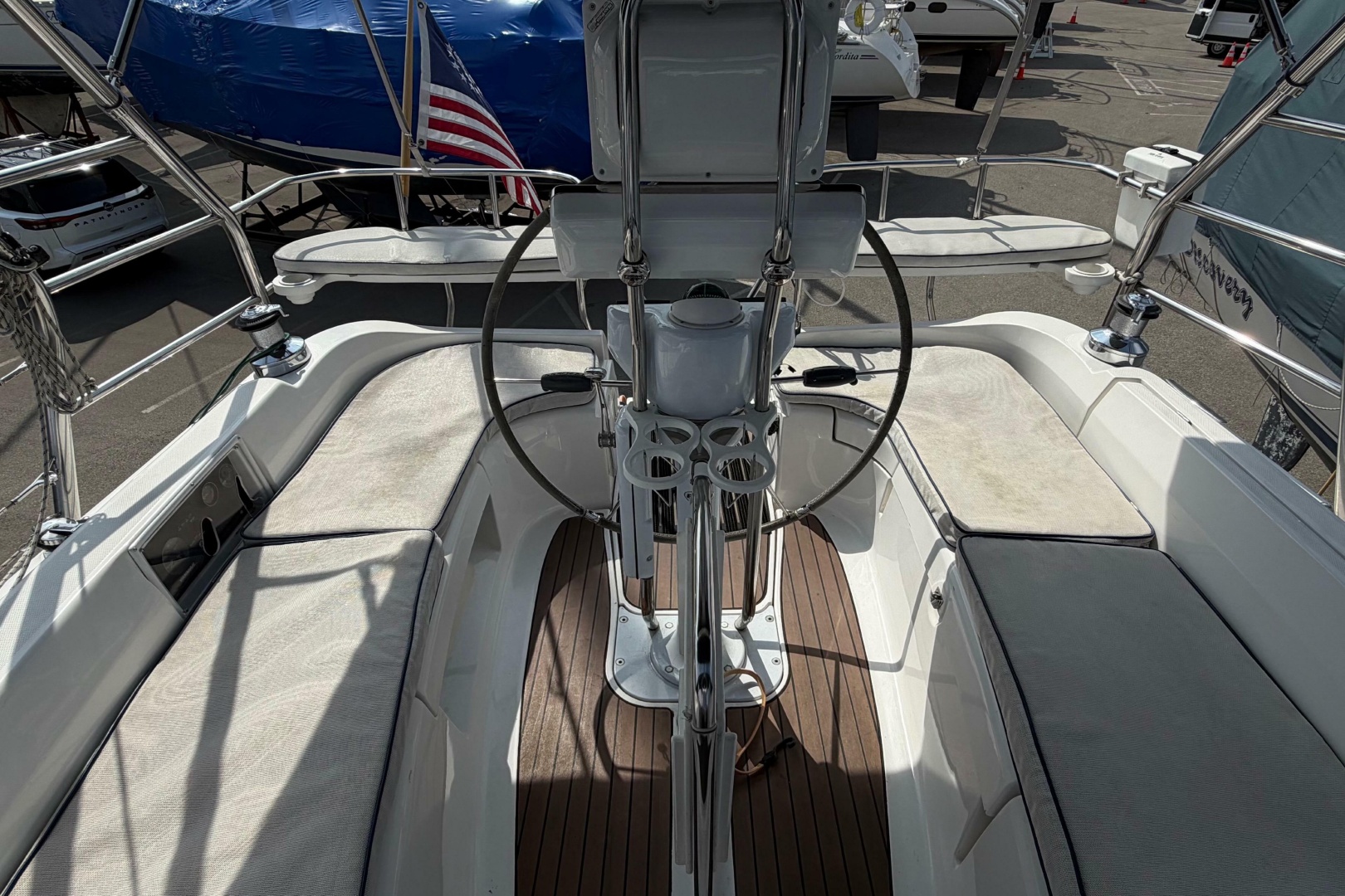 NAUTI CAT 38ft Hunter Yacht For Sale NAUTI CAT 38ft Hunter Yacht For Sale