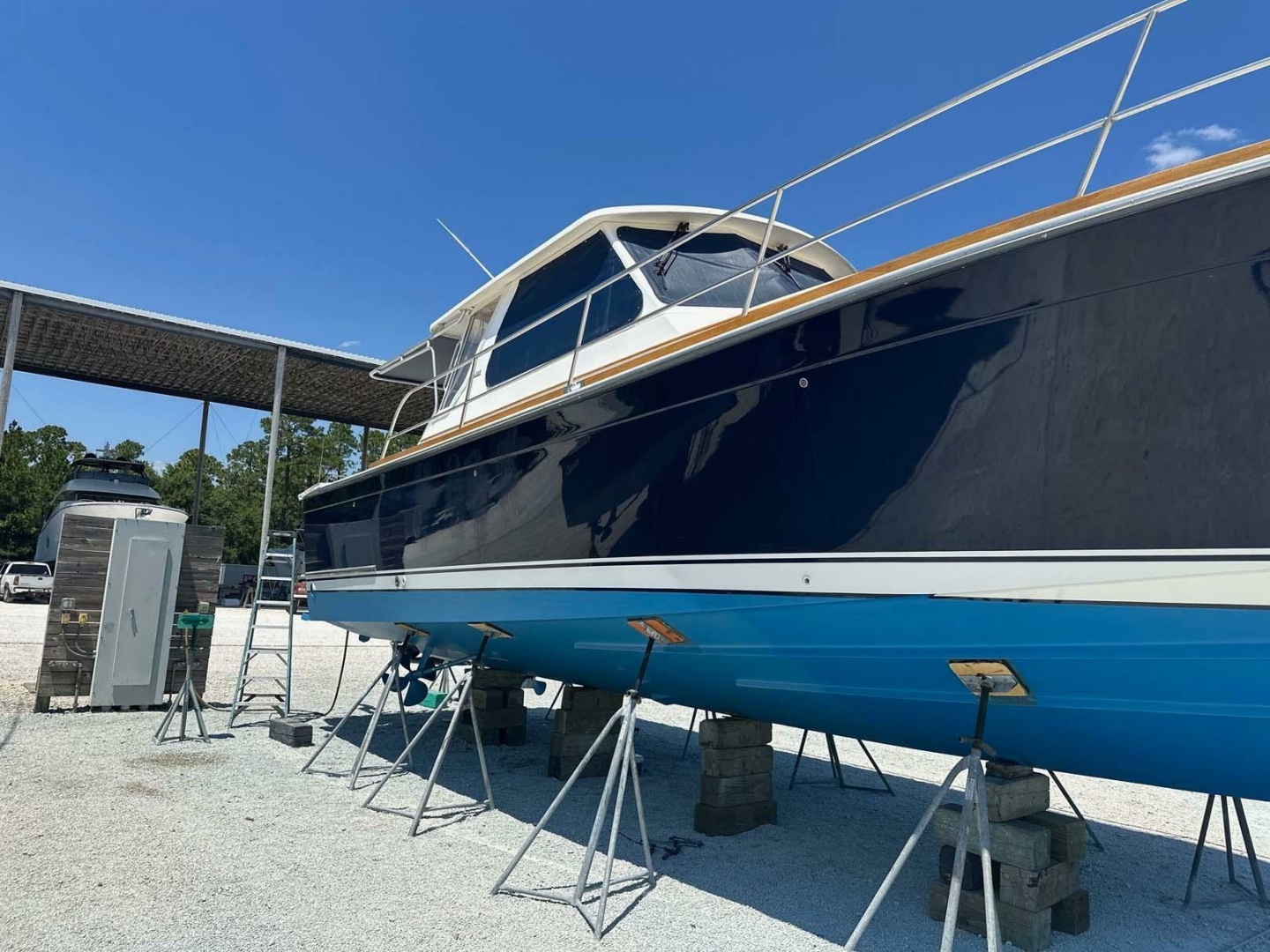 TRUE BLUE 42ft Sabre Yacht For Sale