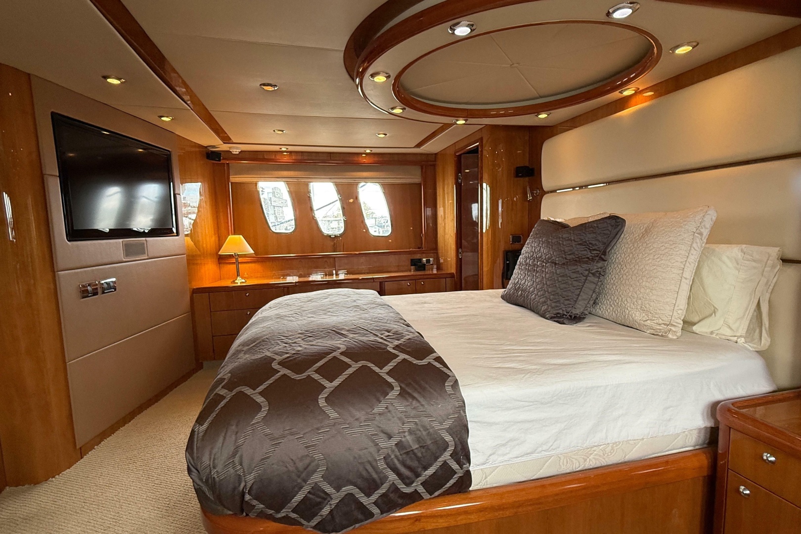 75ft Sunseeker Yacht For Sale