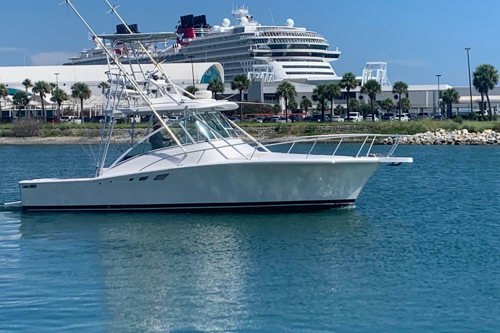 2004 Luhrs 32 Open