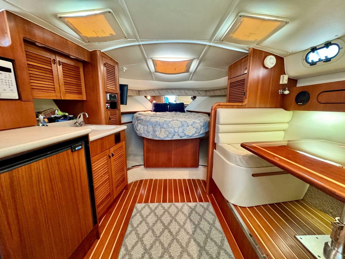 Maggie D 34ft Pursuit Yacht For Sale