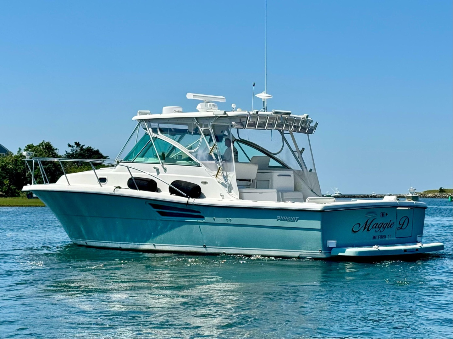 Maggie D 34ft Pursuit Yacht For Sale