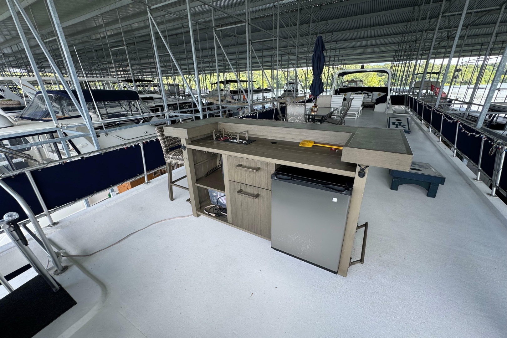 71ft Stardust Cruisers Yacht For Sale 71ft Stardust Cruisers Yacht For Sale