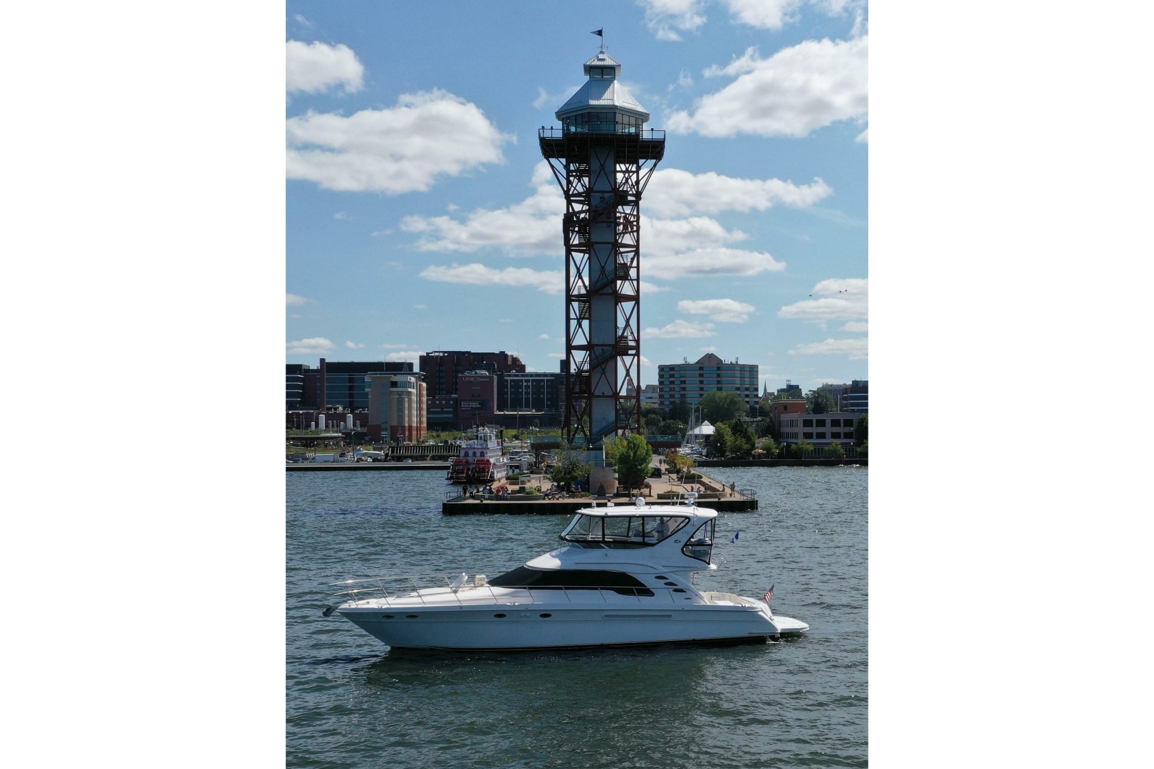 Sea Ray 560 Sedan Bridge — VTL - Photo 3