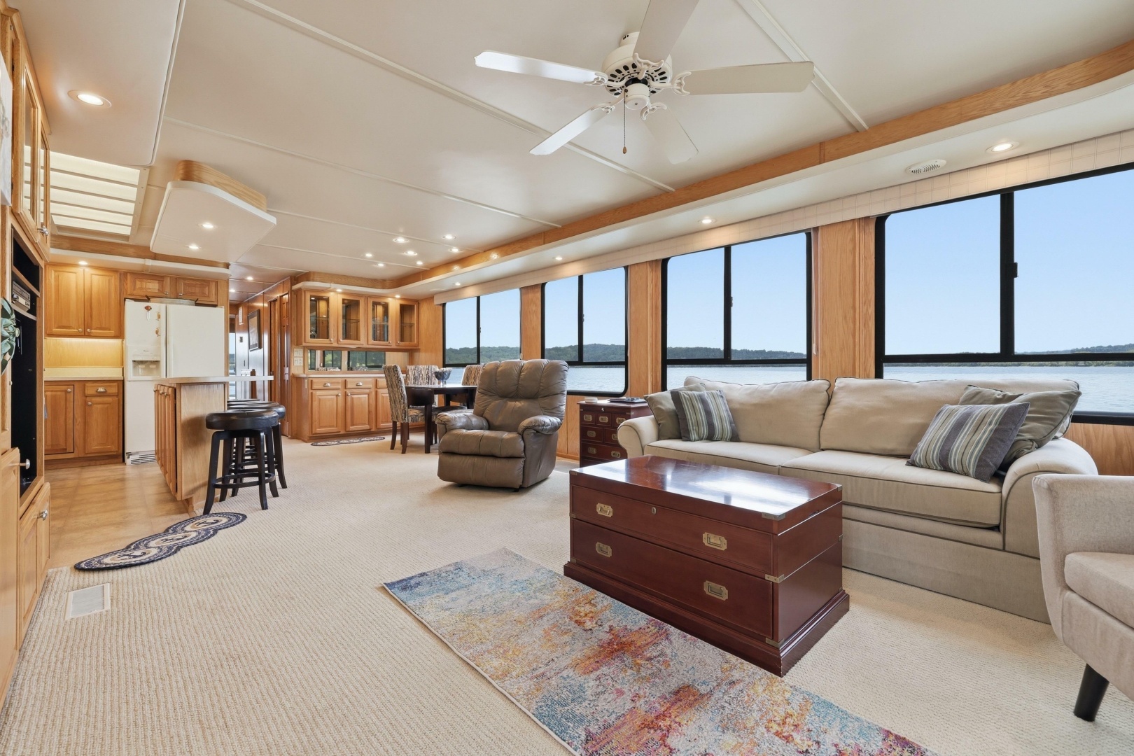 NO GUTS NO STORY 75ft Sumerset Yacht For Sale