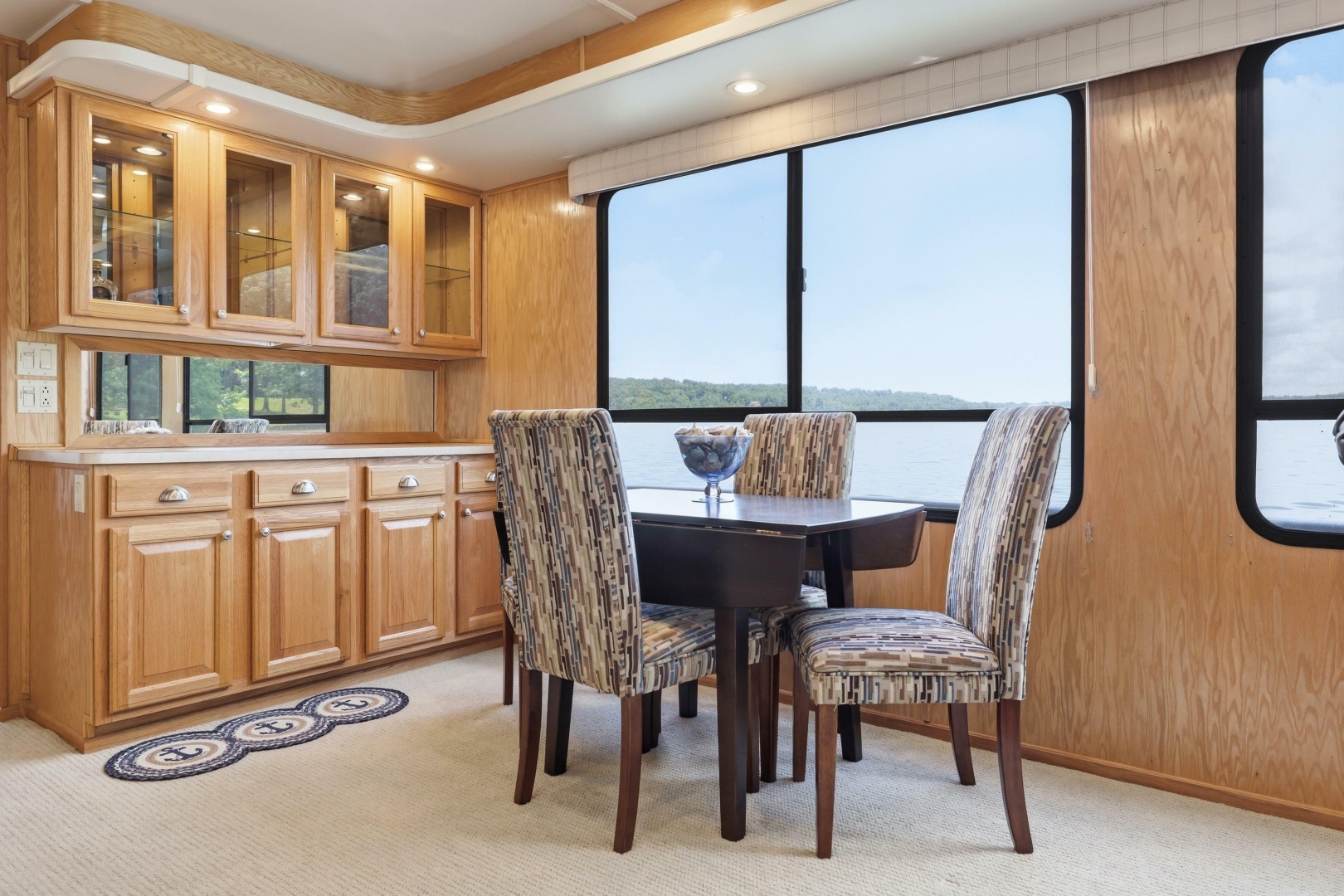 NO GUTS NO STORY 75ft Sumerset Yacht For Sale