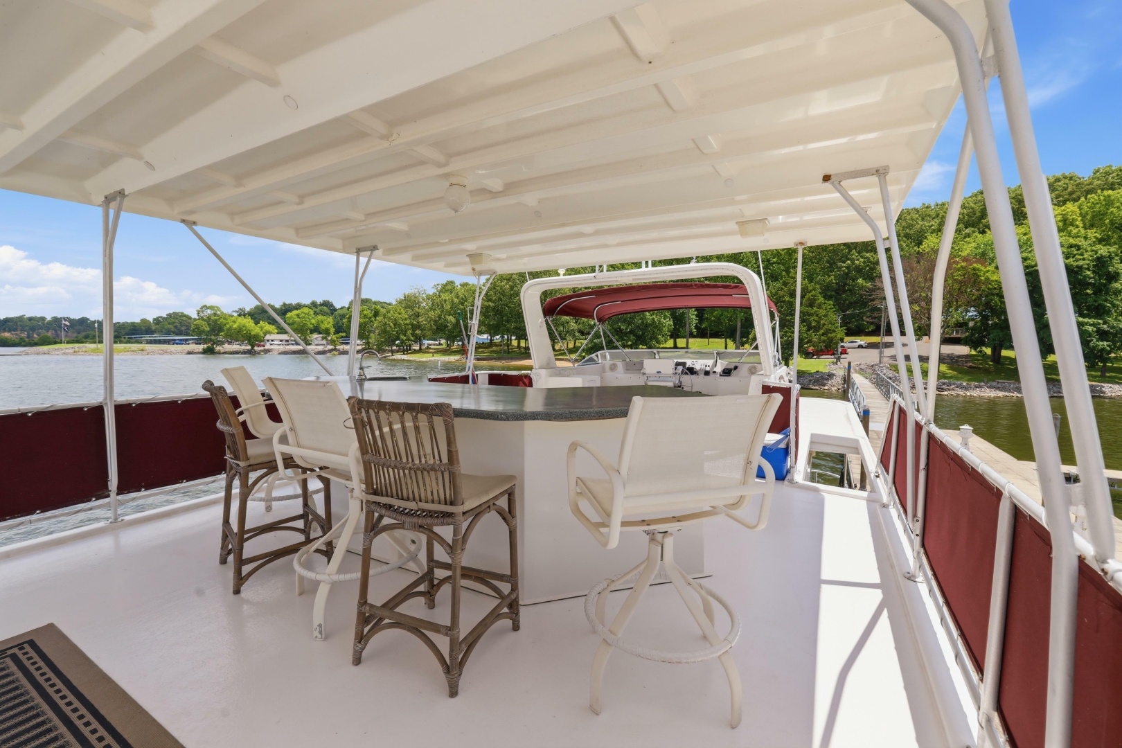NO GUTS NO STORY 75ft Sumerset Yacht For Sale