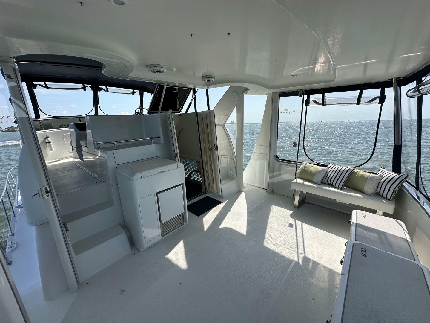 42ft Carver Yacht For Sale