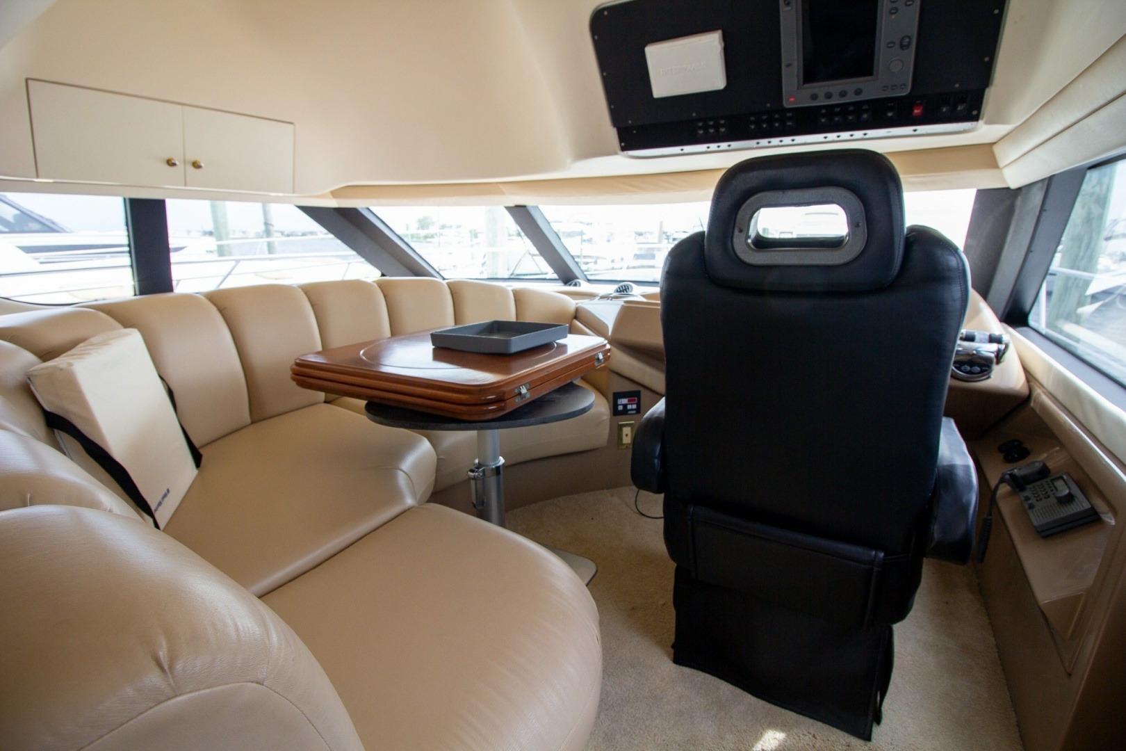 45ft Carver Yacht For Sale