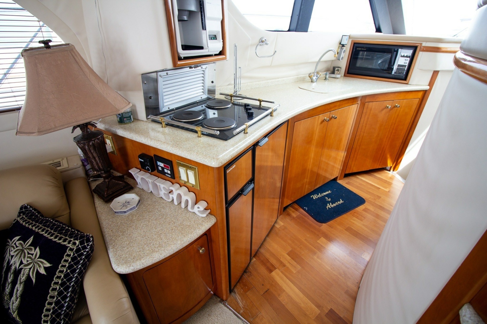 45ft Carver Yacht For Sale