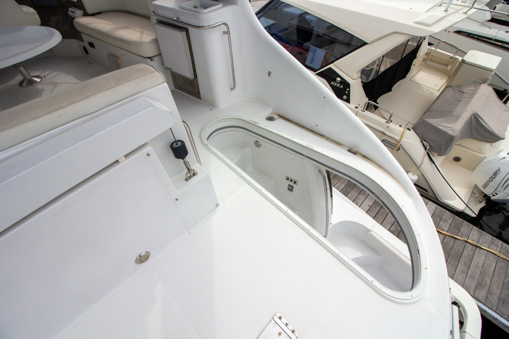 45ft Carver Yacht For Sale