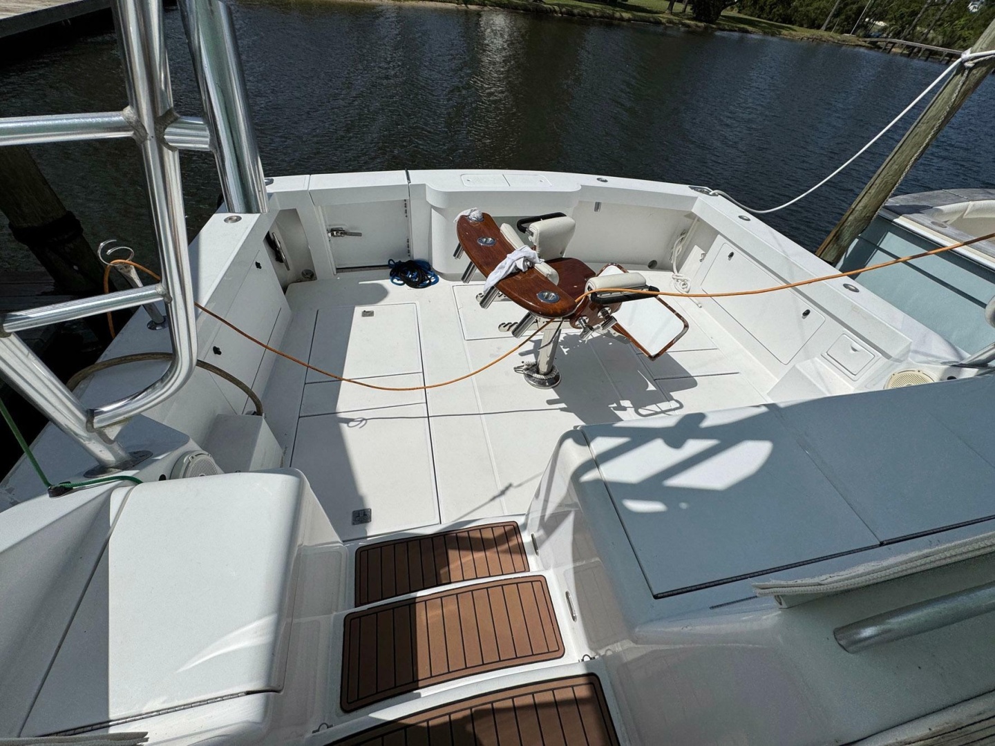 1999 Cabo 45 Express