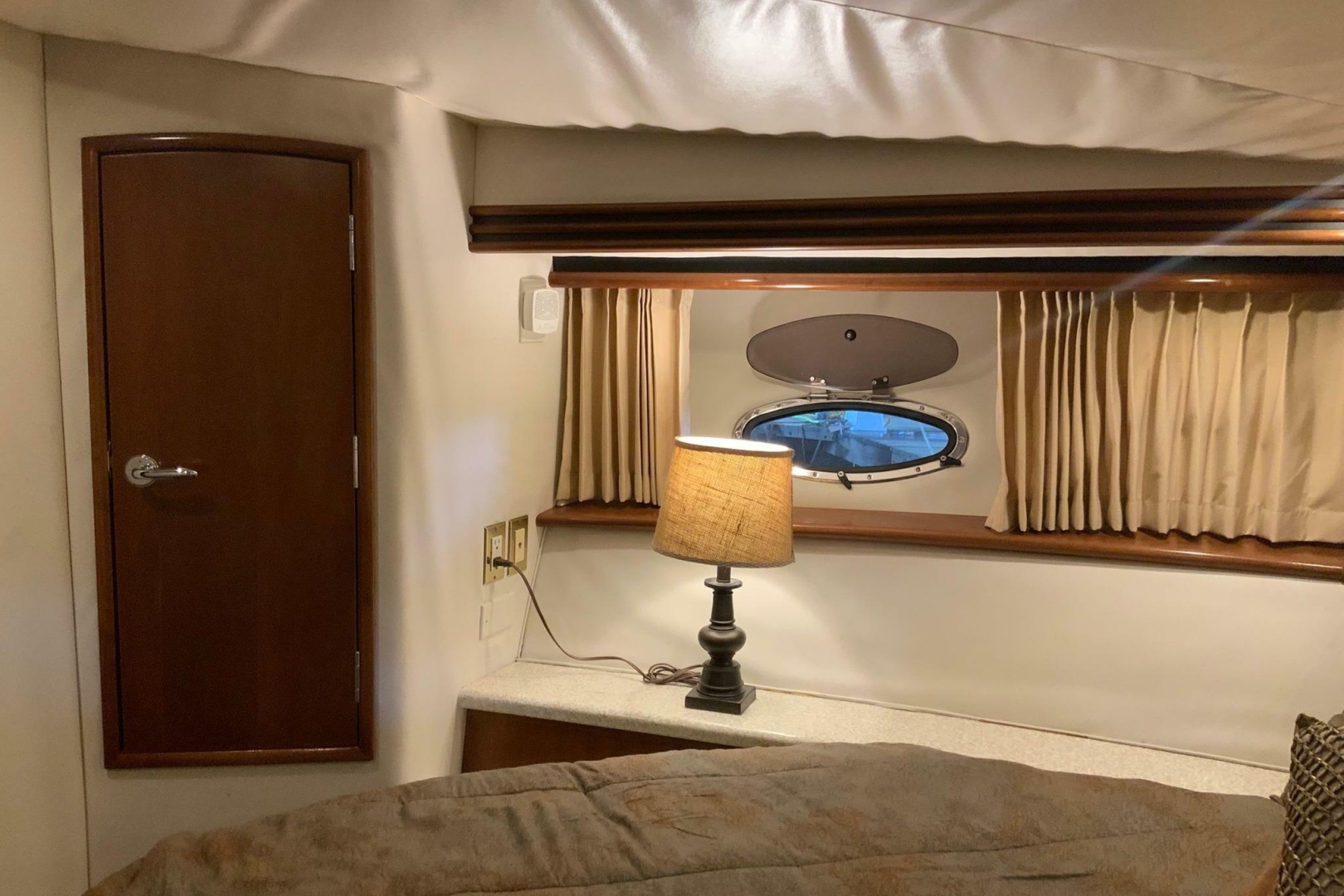 CHILLIN THE MOST 45ft Carver Yacht For Sale CHILLIN THE MOST 45ft Carver Yacht For Sale