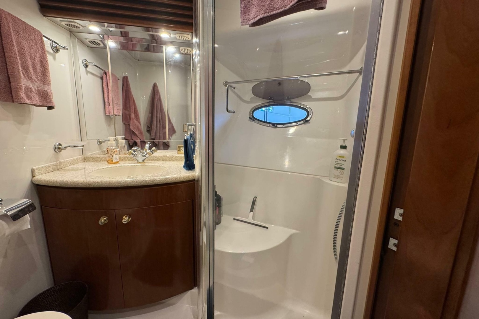 CHILLIN THE MOST 45ft Carver Yacht For Sale CHILLIN THE MOST 45ft Carver Yacht For Sale