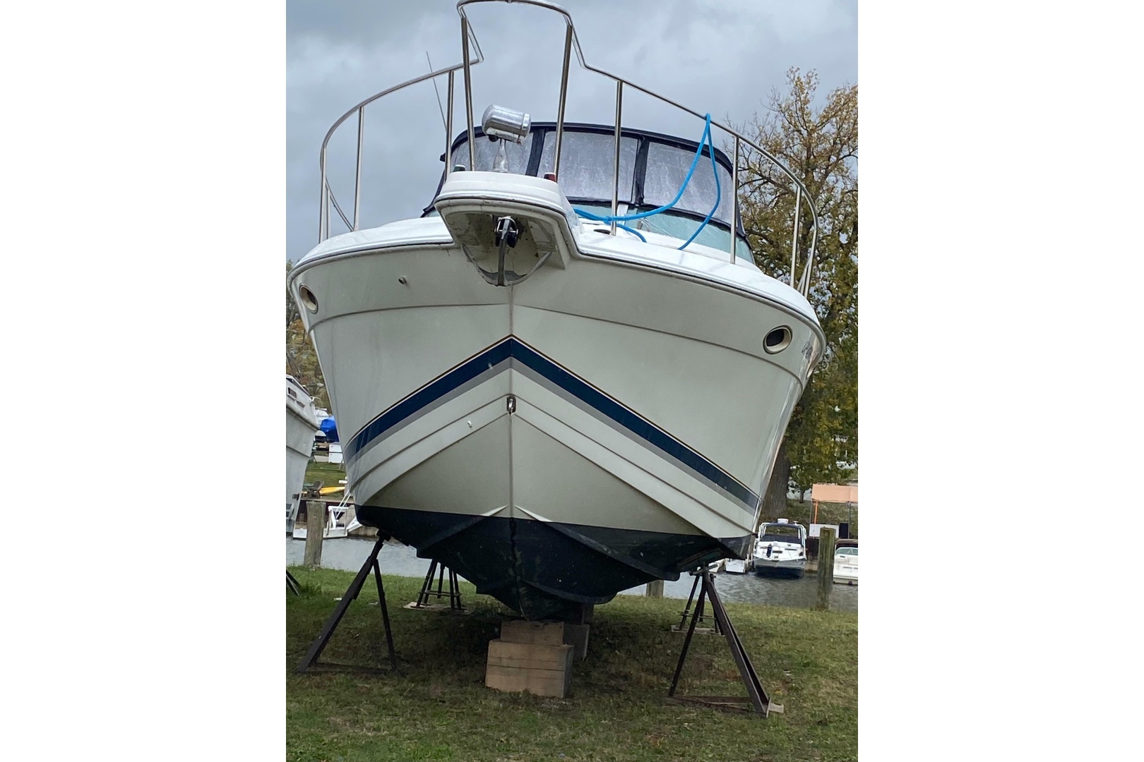 White House 31ft Formula Yacht For Sale