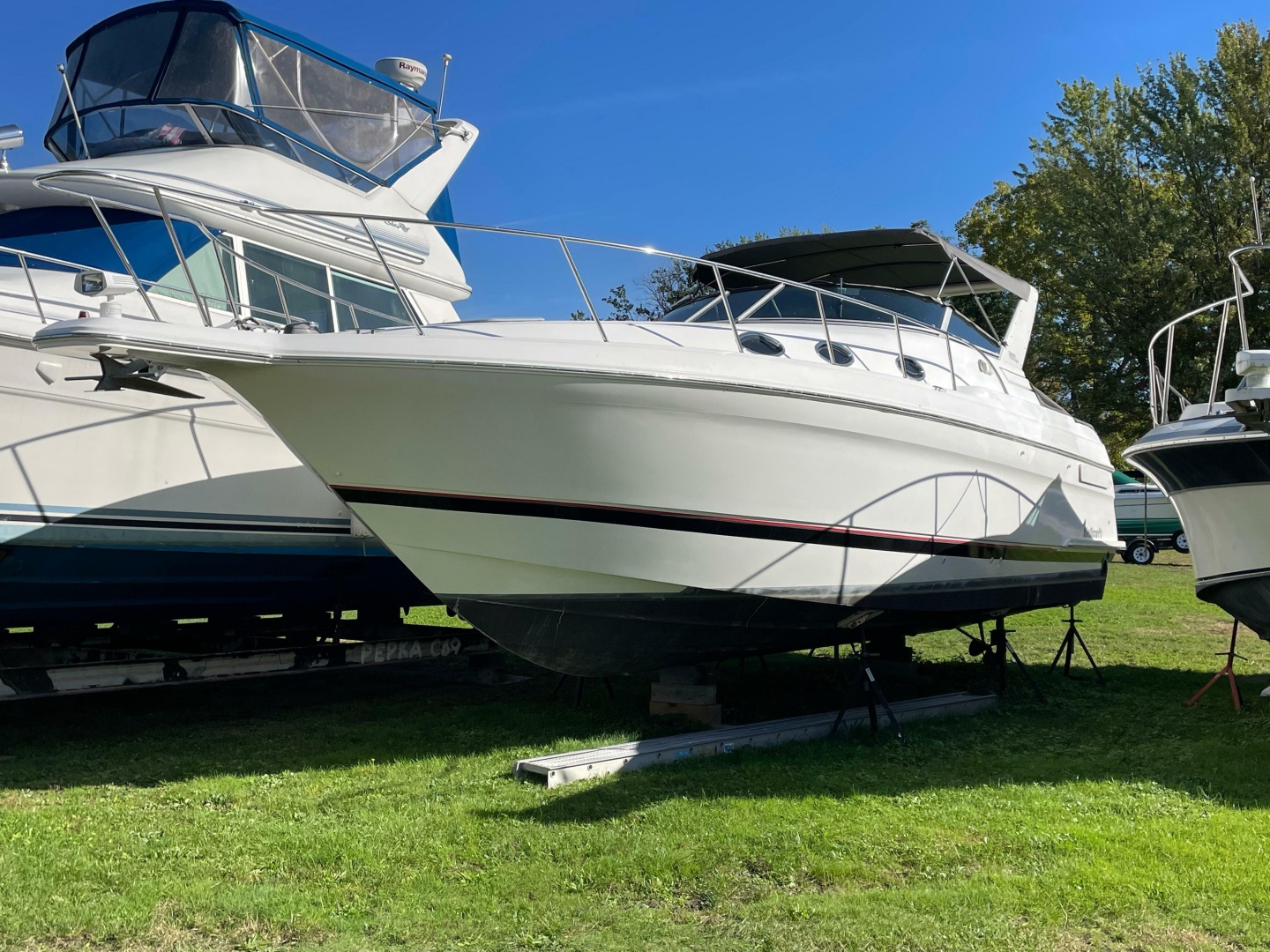 36ft Wellcraft Yacht For Sale