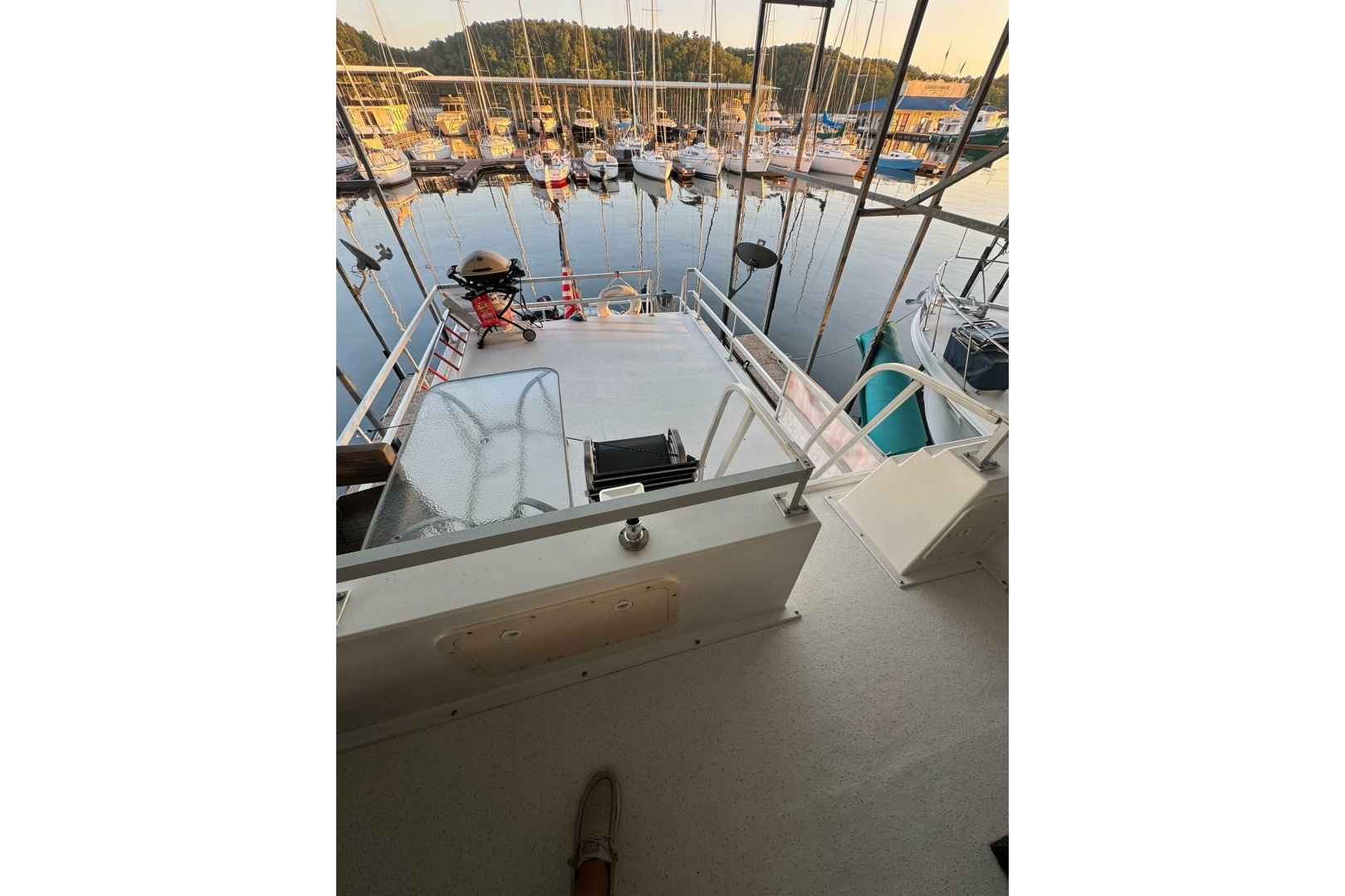 Fluid Decision 50ft Gibson Yacht For Sale Fluid Decision 50ft Gibson Yacht For Sale